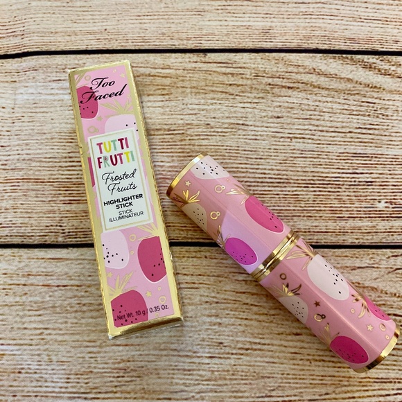 Too Faced Other - Too Faced Frosted Fruits Highlighter Stick